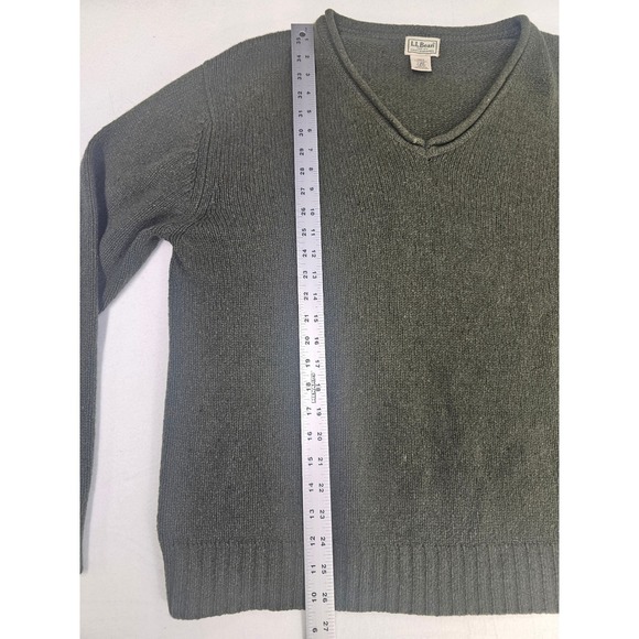 LL Bean Mens V Neck Sweater Green Cashmere Wool Blend Elbow Patches L-Reg - Picture 6 of 7